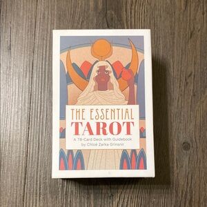 The Essential Tarot Deck with Guidebook by Chloe zarka grinsnir